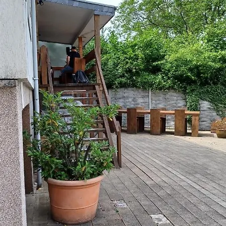 ホテル Triple Twenty