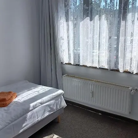 Ξενοδοχείο Triple Twenty