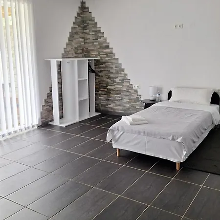 Triple Twenty Ξενοδοχείο