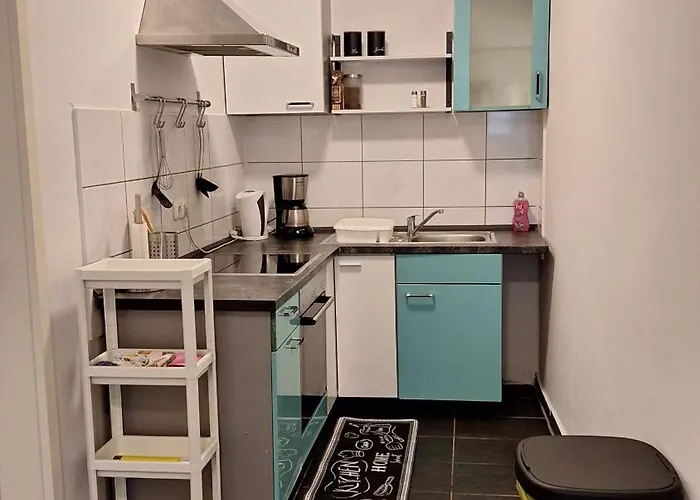 Triple Twenty 호텔 3*